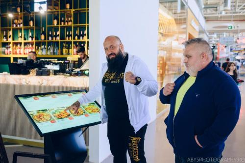 Atat s-a putut! Taverna Racilor si la CRAIOVA! 